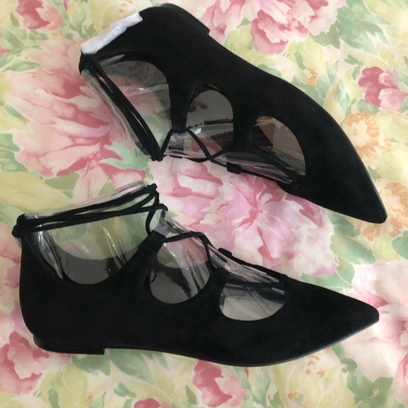 Vince Camuto 'Emmari' Pointy Toe Ghillie Flat - Picture 4 of 6